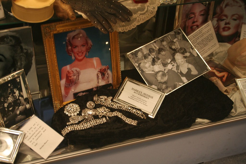 Marilyn Monroe's jewelry | Giddy Girlie | Flickr