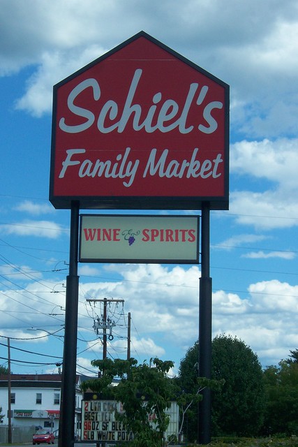 Schiel's Family Market
