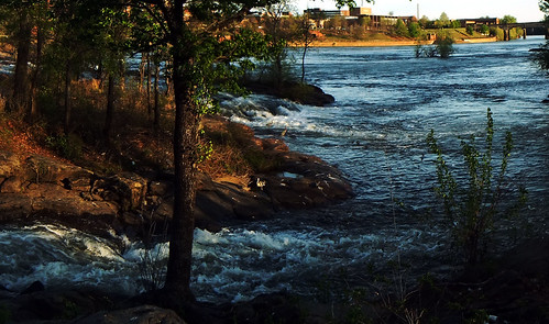 C by RaymondDukes, Stitched from 2-3 horizontal shots using a Fujifilm Real 3D W3 and ArcSoft Panorama Maker 5.

I like