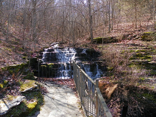 creek waterfall missouri waterfalls ozarks naturepark creeks gloryhole dogwoodcanyon natureparks
