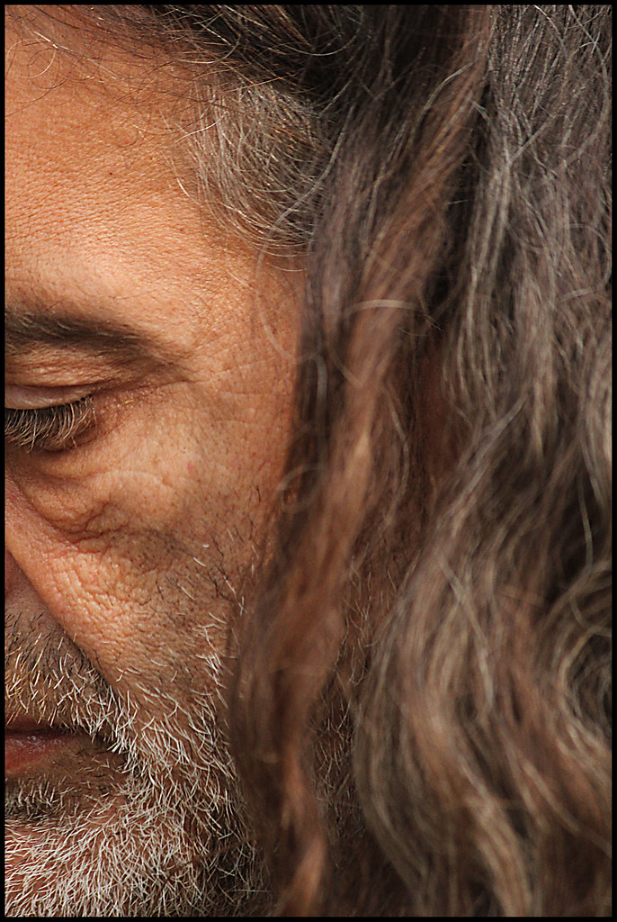 Who is this man? | I saw this amazing face coming towards me… | Flickr