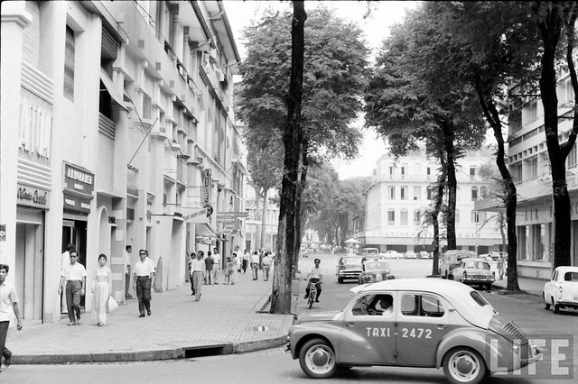 Saigon 1961 - Tu Do Street - Ngã ba Tự Do-Nguyễn Thiệp