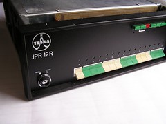 JPR 12R -- Přední panel s programovacími tlačítky