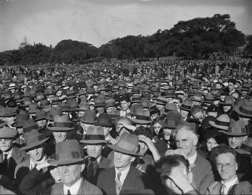 The crowd, Taken for Sam Hood's news photo services. Huge crowd in the Domain to hear Communist Party speaker, c. 1934 | by State Library of NSW