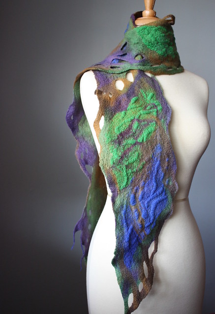 Felted scarf textured