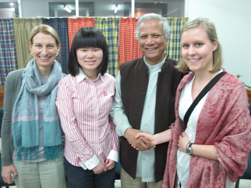 Bryn Mawr Students with Muhammad Yunus