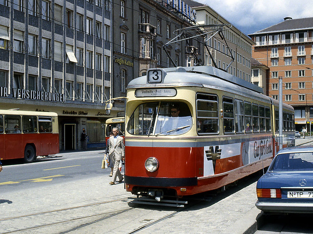 austria - innsbruck tram 72 city centre 80s JL