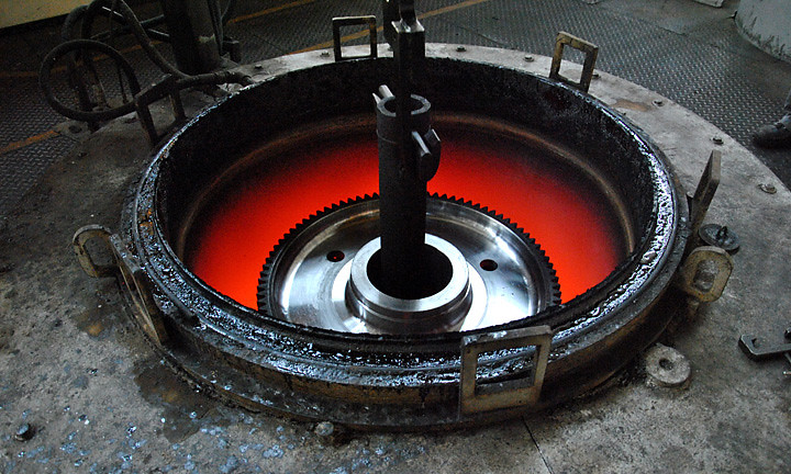 Engine Gear Heat Machine Heat Treatment of Gears | Flickr