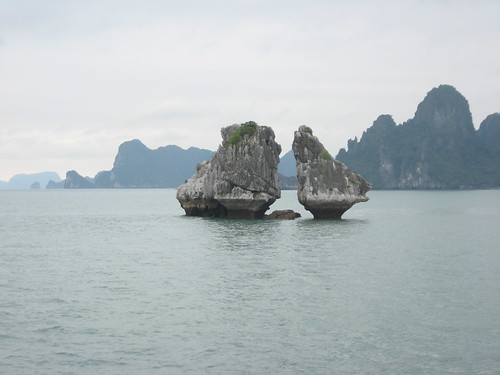vinh ha long | by Mechael Luong