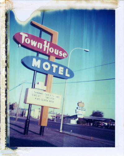 newmexico sunrise vintage polaroid townhouse motel roadtrip lascruces 190 royalhost iduv expired022008