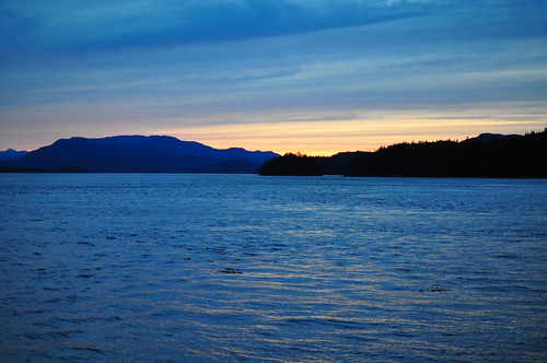 ocean sunset canada water britishcolumbia 2009 quadraisland aprilpointlodge