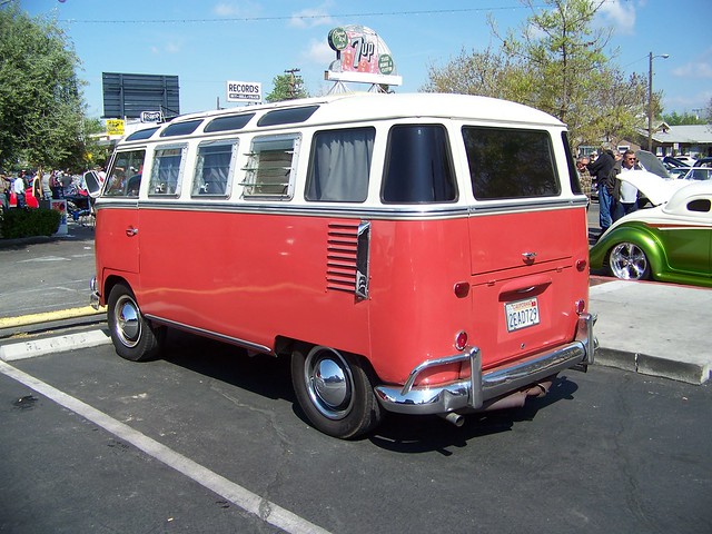 25 Window Volkswagen   Bus