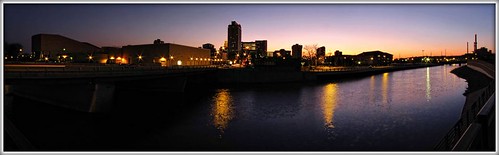 sunset panorama usa water minnesota skyline river downtown dusk pano panoramic rochester rochestermn zumbroriver mayociviccenter