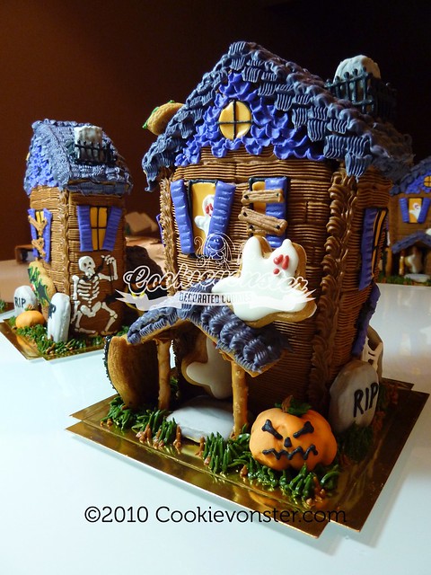 Halloween Gingerbread Houses