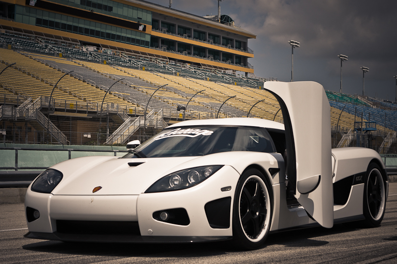 Koenigsegg CCX on track
