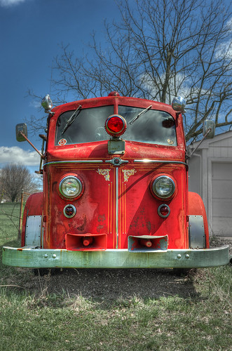 ohio red geotagged nikon raw nef transportation restoration fireengine derelict hdr americanlafrance vintagetechnology fireaparatus cs5 d3s nikkor2470f28 summitcountyohio nikongp1 newfranklinohio photomatixpro4