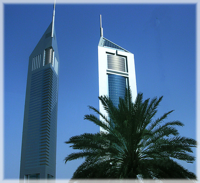 DUBAI'S TWIN TOWERS