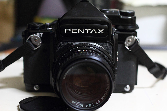 新玩具 ~PENTAX 67 120中幅相機 | PENTAX 67 120中幅相機 + PENTAX SMC 105m… | Flickr