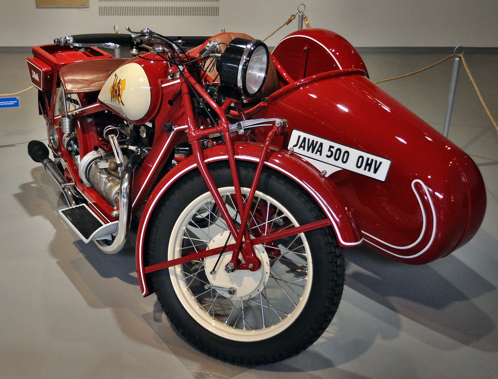 Ява 500. Ява 500 OHV Rumpal. Мотоцикл Ява 500. Мотоцикл Jawa 1929. Музей мотоциклов Ява.