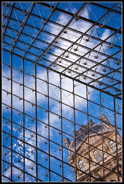 Louvre - Above and below