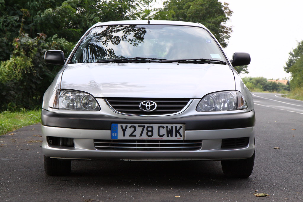 Toyota Avensis T22 Liftback Flickr toyota-avensis-t22-liftback-flickr