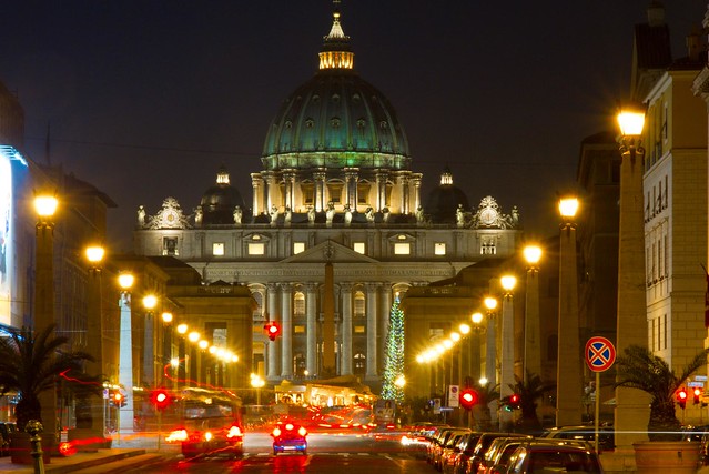 Rush time in St.Peter -  Rome