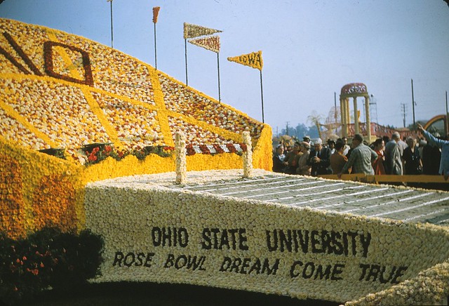 #06 - Ohio State University Float - 1958 Tournament of Roses Parade