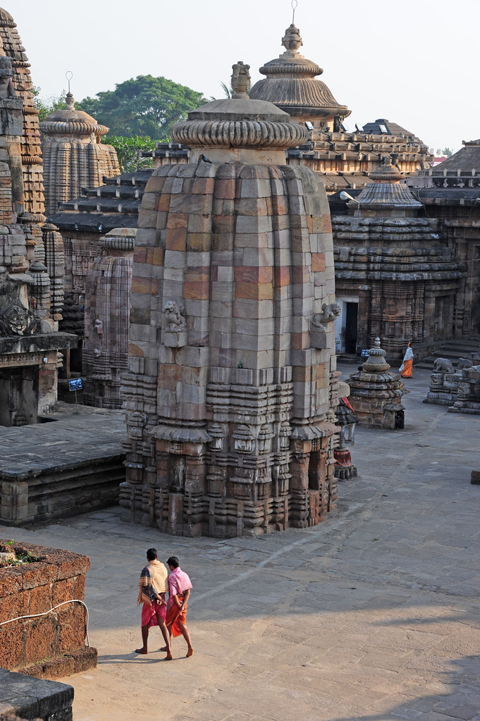 Lingaraj temple | Inside the premise of Lingaraja temple | Amitabh Chand |  Flickr