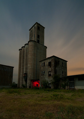 county abandoned night texas elevator grain silo navarro