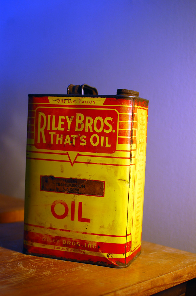 Riley Bros Oil Can 004