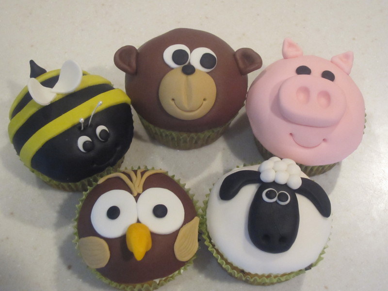 Animal Cupcakes | My kids wanted to make some animals faces … | Flickr