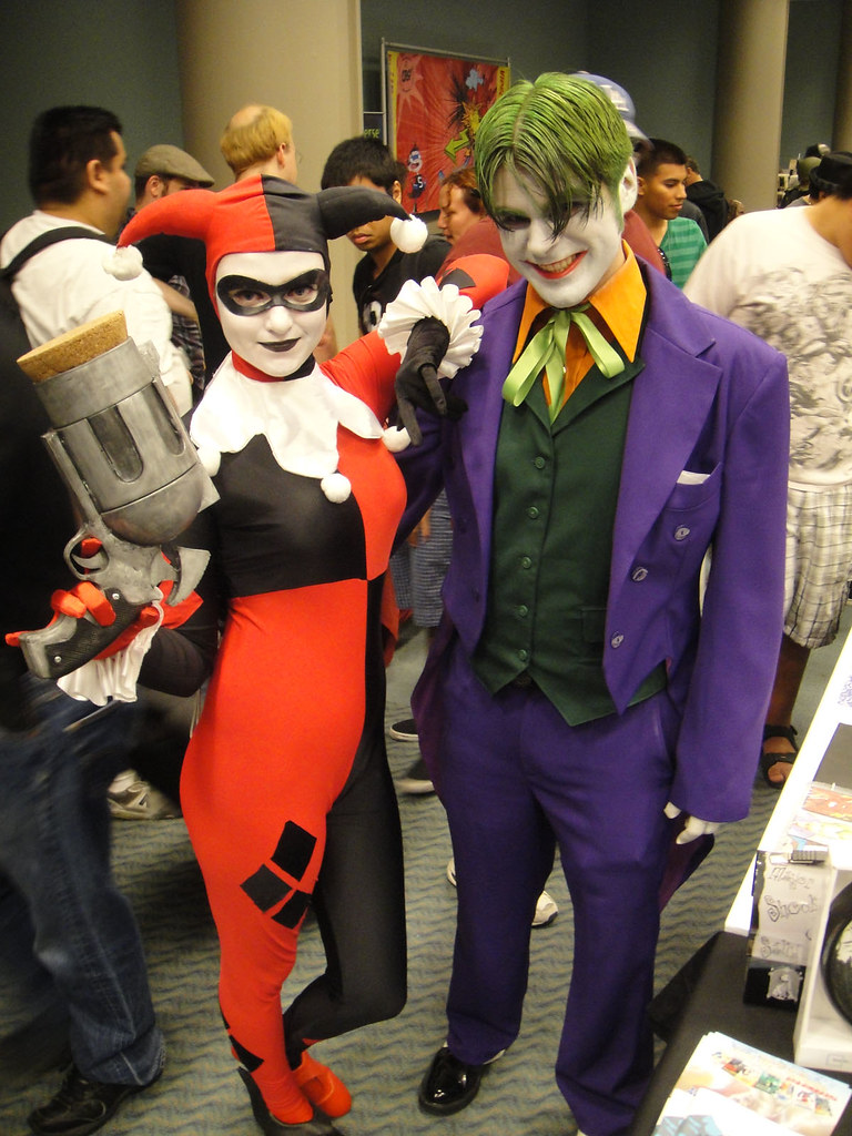 Long Beach Comic Expo 2011 - Harley Quinn and the Joker