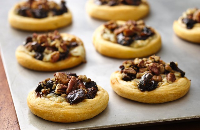 Fig and Blue Cheese Appetizer Tarts Recipe