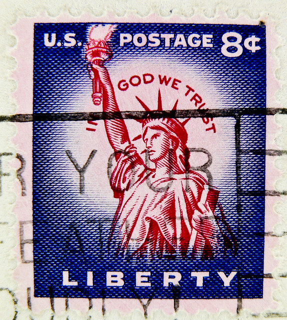 stamp USA 8c United States of America Lady Liberty in god we trust timbre États-Unis u.s. postage 8 c Cent selo Estados Unidos sello USA francobolli USA Stati Uniti d'America почтовая марка США pullar ABD 邮票 美国 Měiguó Briefmarken USA New York Liberty Isla