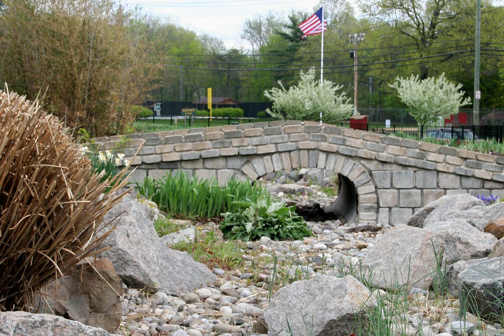 Stone Bridge Over Dry Creek At Presby Iris Garden Montcla Flickr