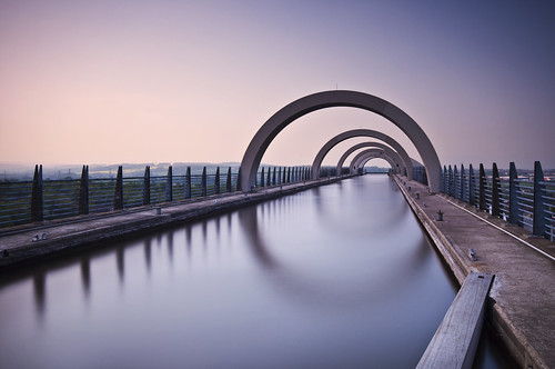 longexposure water wheel reflections canal falkirk westlothian falkirkwheel unioncanal forthandclydecanal heliopan nd30 grantr ndsoftgrad 10stopper