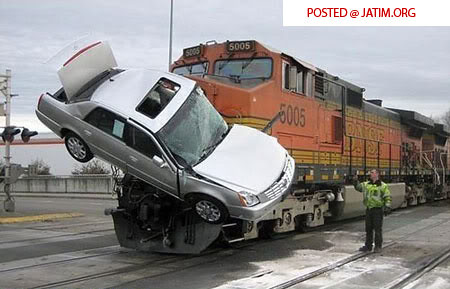 funny train crash | super and the best crash - train vs limo… | jatim  dotorg | Flickr