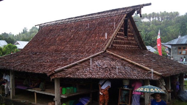 Rumah adat Sasadu