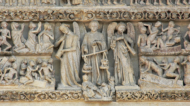 Fri, 04/22/2011 - 15:13 - Western facade. Amiens cathedral, France 22/04/2011