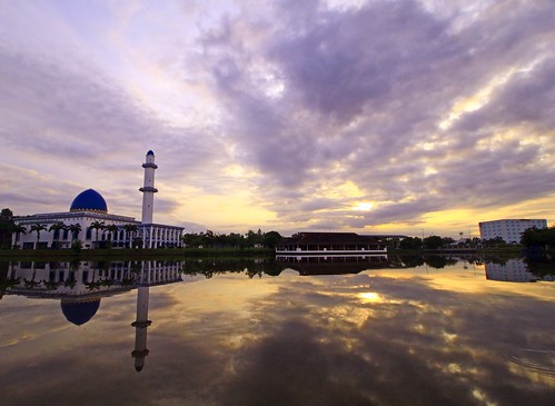 trip travel sunrise canon reflections eos places malaysia kualalumpur putrajaya uniten canonlens canoneos700d masjiduniten eos700d 10mm18mm