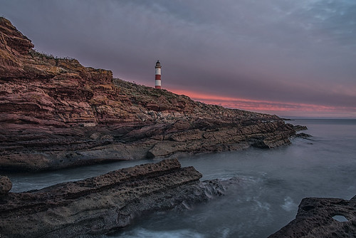 dawn tarbatness lighthouse coast rocks scotland clouds colours grahambradshaw
