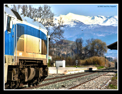 andalucía granada locomotive sierranevada locomotora renfe 319 diesellocomotive pinospuente diésel s319 olétusfotos locomotoradiesel