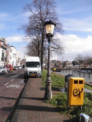 Staan voor Mooie jurk registreren Pyke Koch lantaarns in Utrecht | Pyke Koch lantaarns in de b… | Flickr