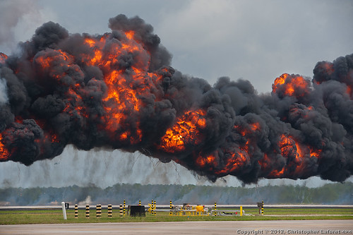explosion airshow possible fireball pyrotechnics nikond700 cherrypointmcas sigmabigos magtfdemonstration