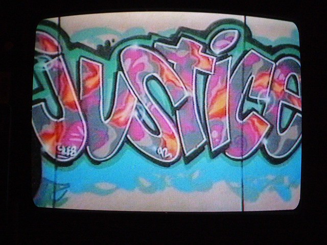 graffiti verite justice