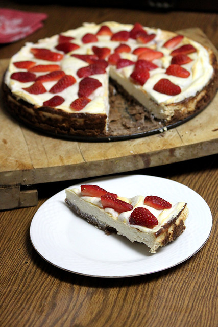Cheesecake with Strawberries 2