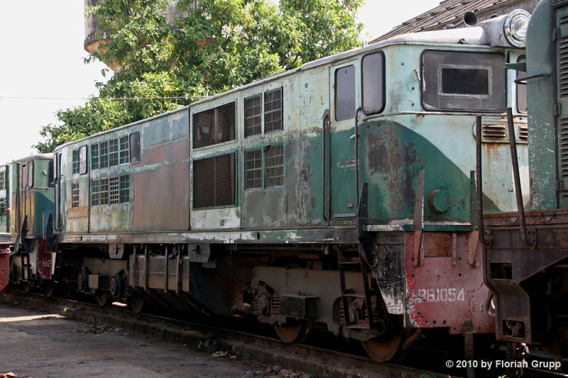 Diesel Locomotive BB1054 (Alsthom, 1969) @ Phnom Penh depot