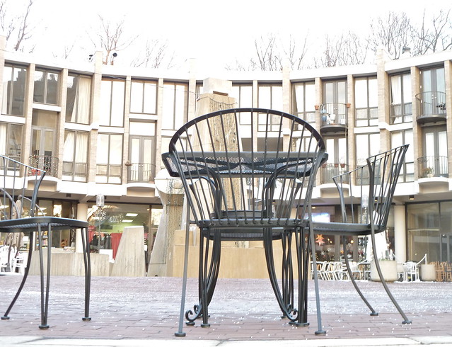 Table & Chairs, Washington Plaza at Lake Anne