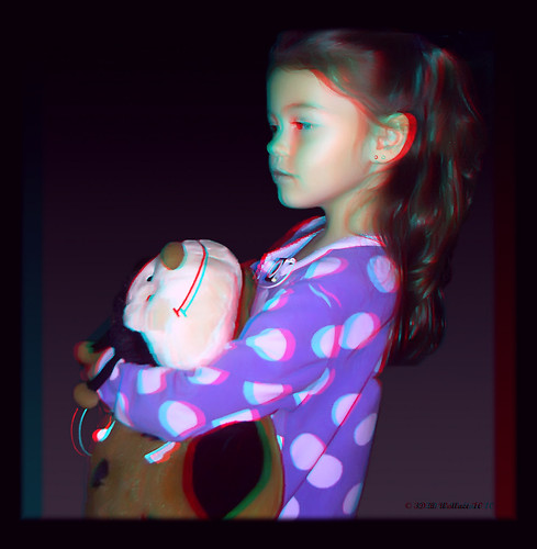 portrait cute window girl pose de toy effects stereoscopic 3d kid child olivia brian border young floating anaglyph ps pillow indoors stereo stuffedanimal frame pjs wallace liv inside milford delaware depth pajamas fw todler stereoscopy stereographic brianwallace stereoimage stereopicture