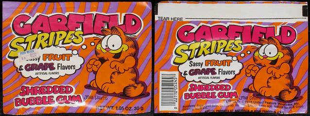 Amurol-Wrigley - Garfield Stripes - shredded bubble gum pouch package - 1980's